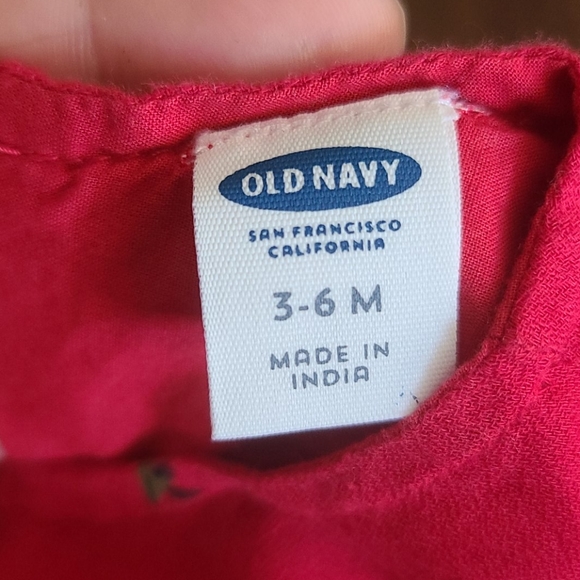 Red flora dress - Picture 2 of 3